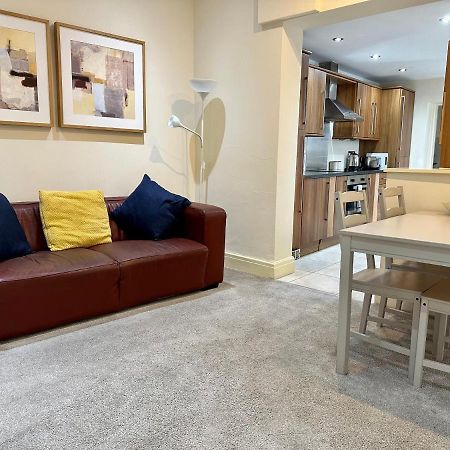 Вилла Tithebarn Townhouse Poulton-le-Fylde Экстерьер фото