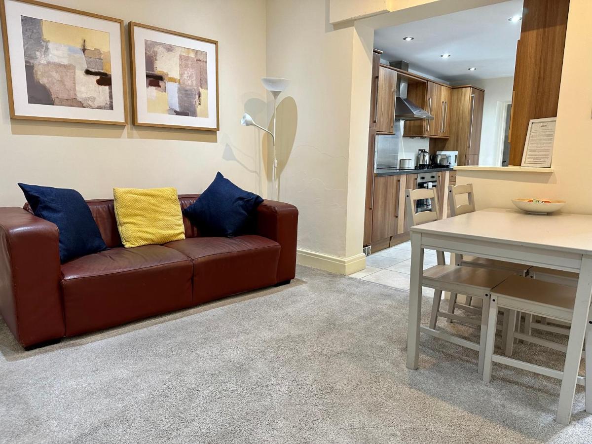 Вилла Tithebarn Townhouse Poulton-le-Fylde Экстерьер фото